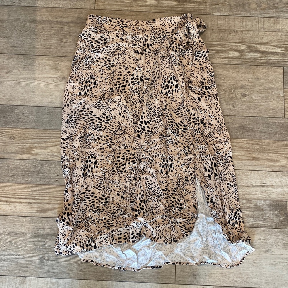 Maurice’s size medium animal print skirt